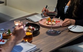 Romantic Date Night in Niagara Falls, Ontario