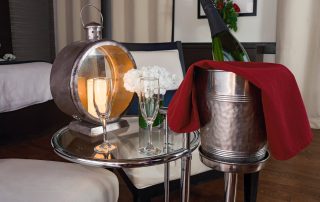 luxury niagara falls treatment at top niagara hotel